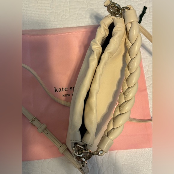 Small Kate Spade Bag - Picture 6 of 12